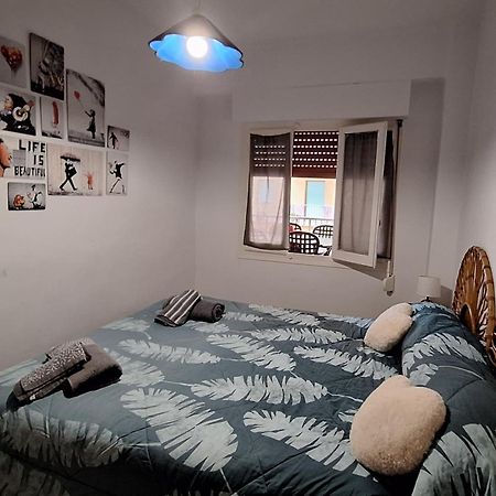Apartamento Entero Primera Linea De Playa, Pet Friendly Tavernes de Valldigna Ngoại thất bức ảnh